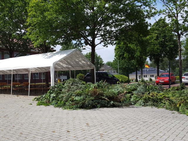 ../fotos/weltrekordversuch_ostrhauderfehn_2019/2019-06-11 14.47.58.jpg